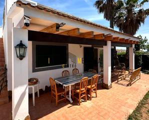 Maison à Ciutadella. Chalet independiente