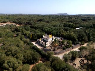 Masia a Trebalúger. Casa de campo