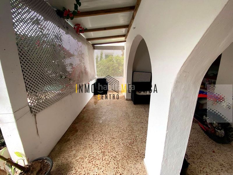 Foto b7e7f9b1-268c-4495-8757-9a76dd6646f6. Casa chalet con piscina y licencia turística en cala galdana en Ciutadella de Menorca