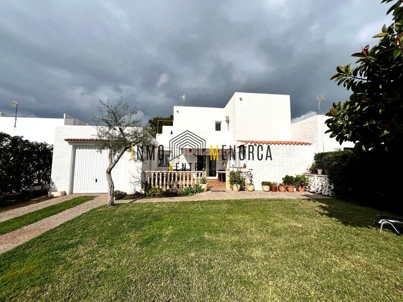 Foto 12c62f19-eee0-4b3c-b3a4-4f02a5792ee8. Reihenhaus mit parking in Cala Blanca Ciutadella de Menorca