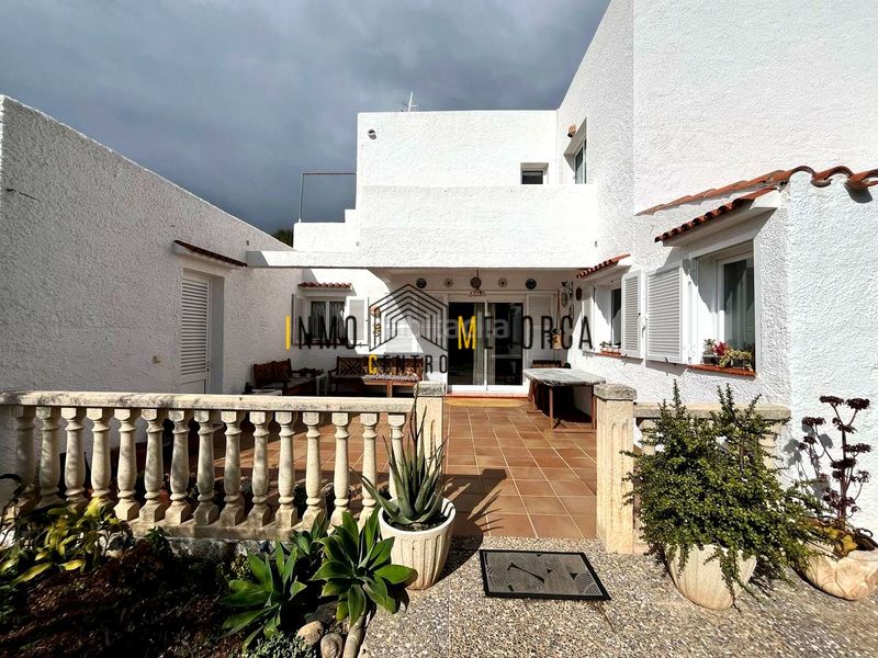 Foto b6692e48-ee57-481b-a0e1-0b957342c624. Reihenhaus mit parking in Cala Blanca Ciutadella de Menorca