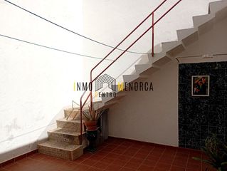 Casa adossada a Ciutadella. Casa en planta baja