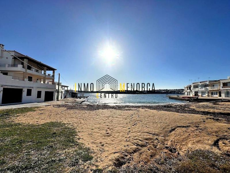 Foto de82a6a8-dee8-46ea-9d47-fe513820d9d7. Casa amb piscina a Na Macaret Es Mercadal