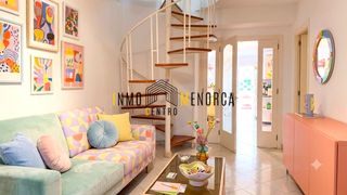 Casa pareada en Centre Històric. Maó  casa unifamiliar con patio interior