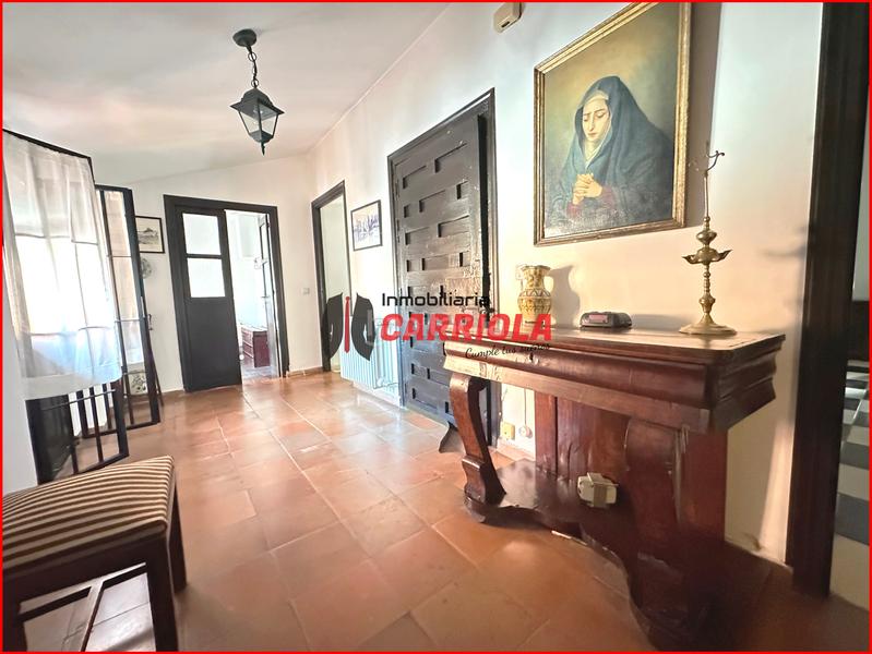 Foto 33ab103f-c14c-46c1-ac69-71a75ed37349. Casa adosada en Fuensalida