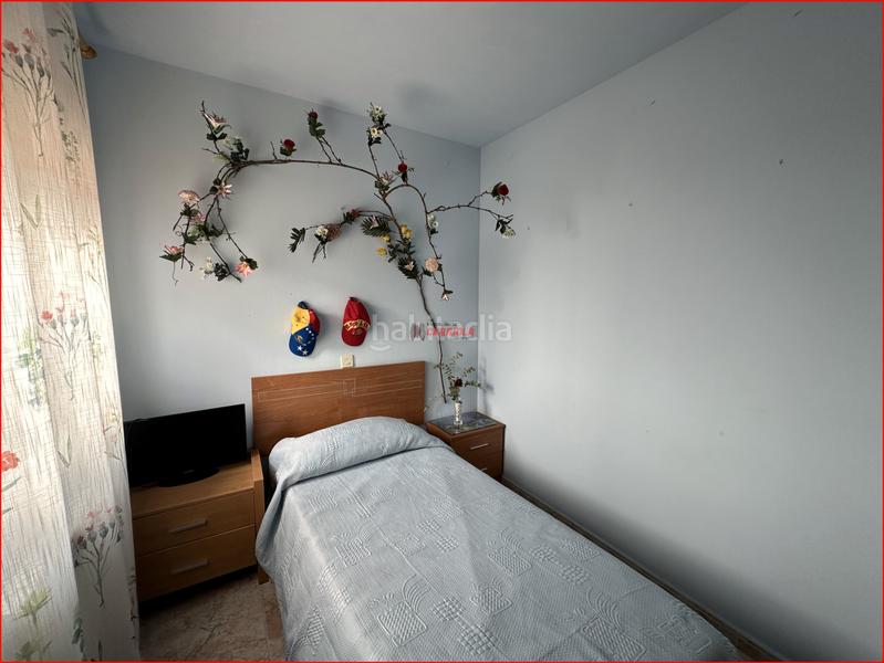 Foto 7d00db1a-815e-4816-a942-f43abd5396a7. Casa aparellada a Montearagón