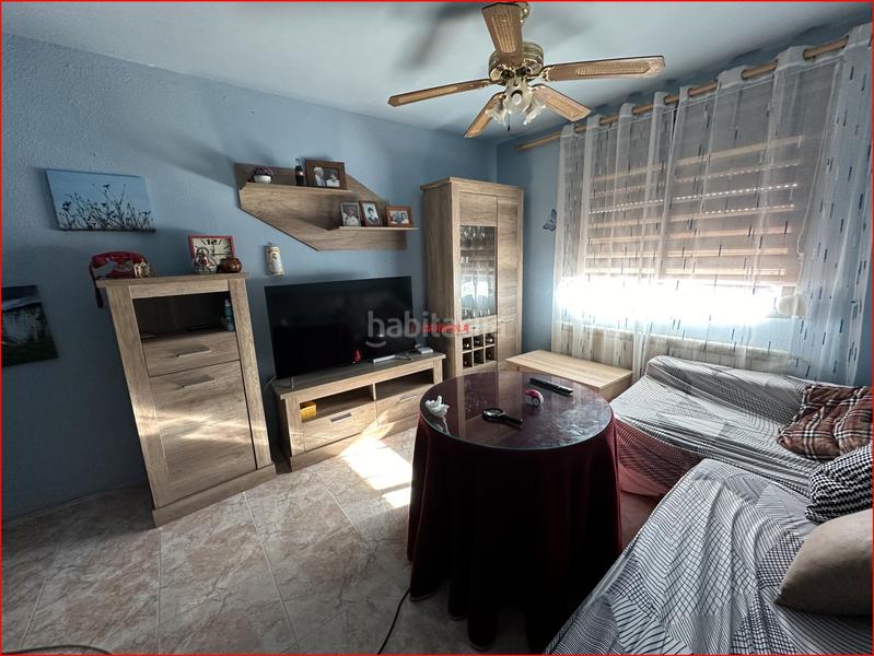 Foto c830bfd3-8041-4b43-8179-e66377b7473a. Casa aparellada a Montearagón