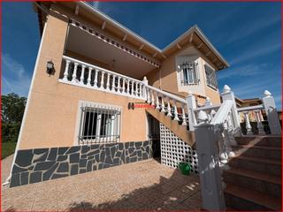 Chalet en Santa Olalla. Departamento financiero propio sacando el 100% ms gastos cumpli