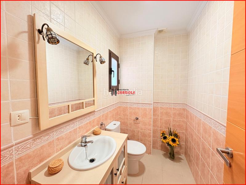 Foto a0ba3dfe-bc99-4968-857c-4124ba8514c5. Casa adossada a Torre de Esteban Hambrán (La)