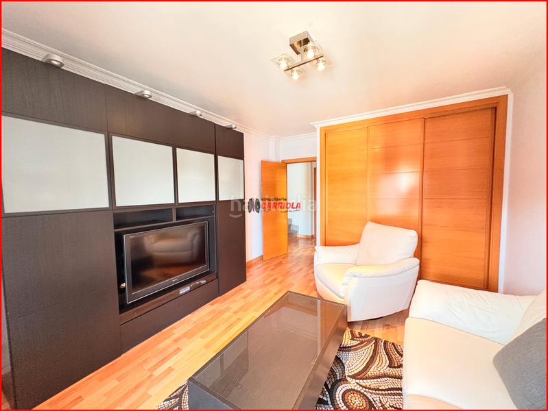 Foto a2b9cbc5-c06e-45b1-95b5-b1ce84638333. Casa adossada a Torre de Esteban Hambrán (La)