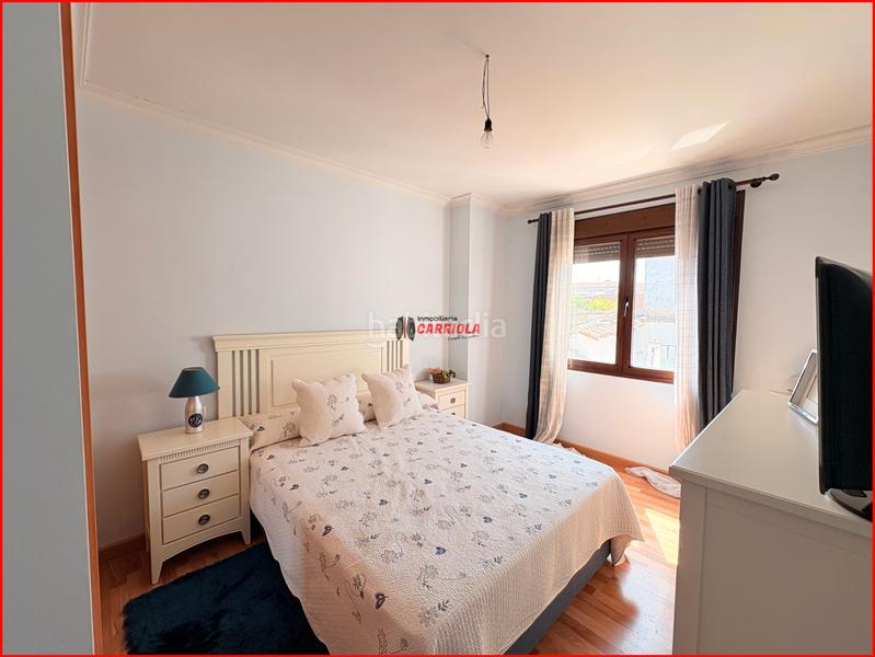 Foto f9af9fb9-1d2c-4ee3-ad1c-e42653502b6e. Casa adossada a Torre de Esteban Hambrán (La)