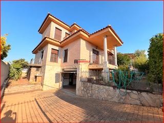 Chalet en Torre de Esteban Hambrn (La)