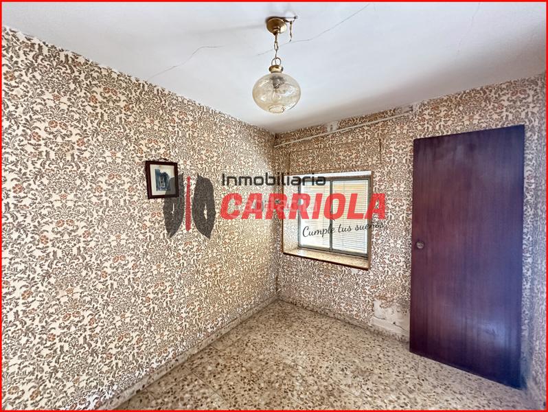 Foto bbd0ea05-7809-43ef-86a3-bfe4d2113099. Casa adosada en Torre de Esteban Hambrán (La)