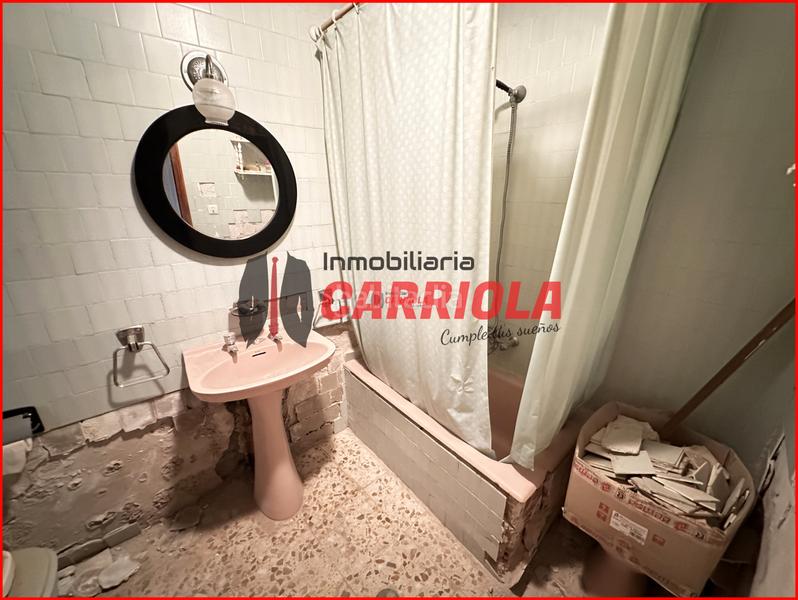 Foto d732e414-e112-4707-a2a2-81475b65f8d7. Casa adosada en Torre de Esteban Hambrán (La)