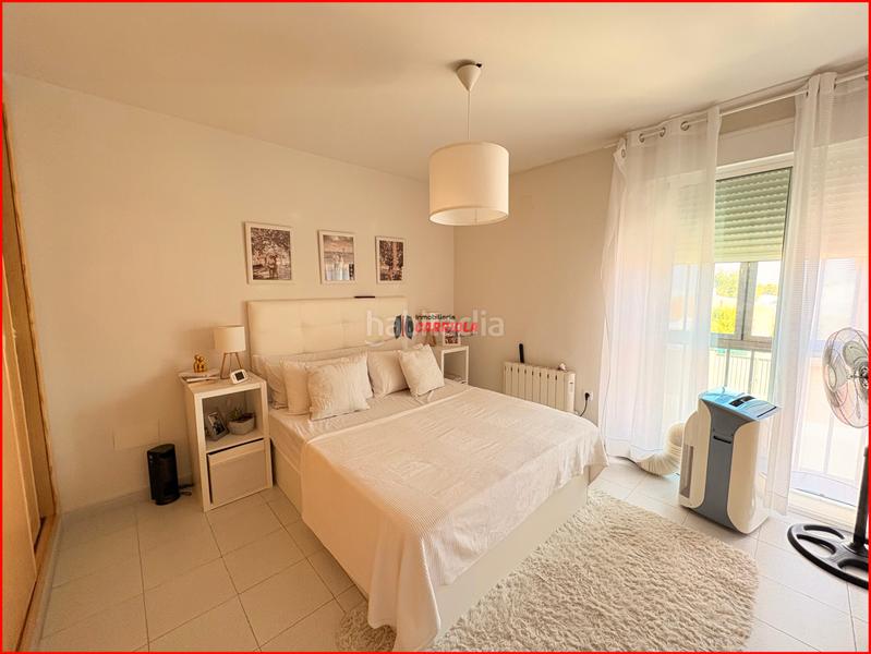 Foto dd3d80e4-64a6-4847-acce-5eeebab3c5c7. Casa aparellada amb calefacció aparcament a Novés