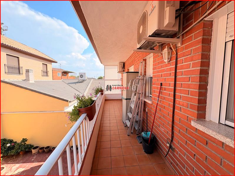 Foto 011ac3eb-d6c6-4aa0-9e43-0713d026e1e3. Casa adossada amb calefacció aparcament a Gerindote