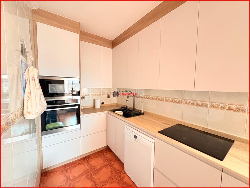 Foto 060c5842-4d9b-49e6-8415-fd97435d56e0. Casa adossada amb calefacció aparcament a Gerindote