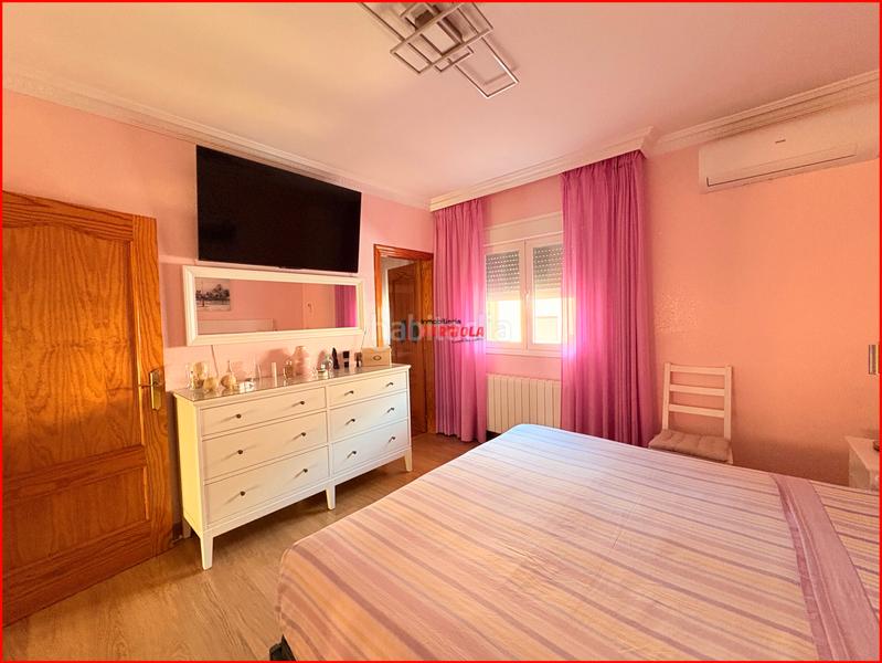 Foto 21d4a46c-1a49-4009-8dbb-c6b176876fd0. Casa adossada amb calefacció aparcament a Gerindote