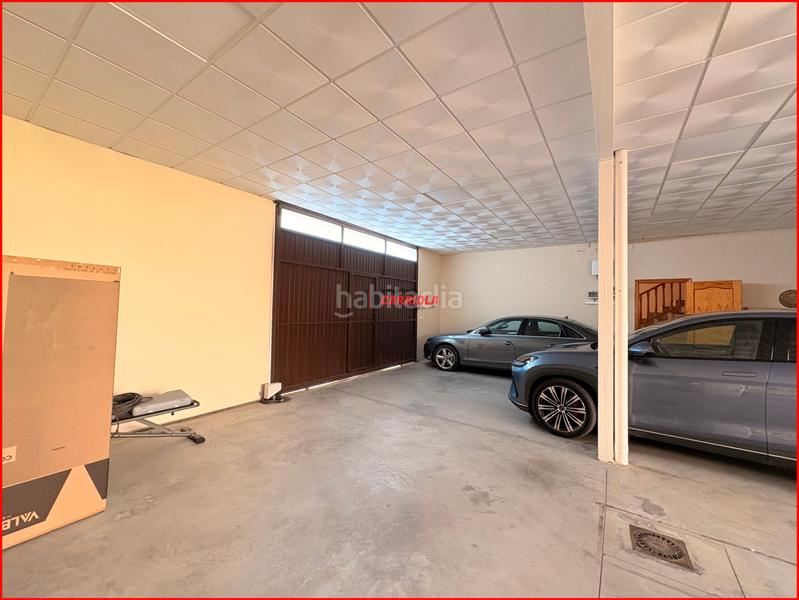 Foto 38fb877f-01a3-4cb0-ab9d-dbea57e65175. Casa adossada amb calefacció aparcament a Gerindote