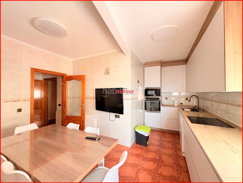 Foto 3bc8aae1-f4e3-4ca6-90dd-e511a1df5548. Casa adossada amb calefacció aparcament a Gerindote