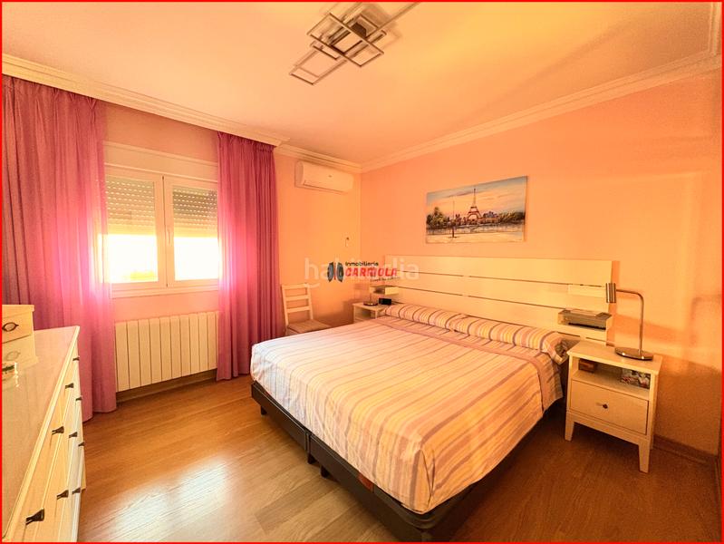 Foto ccd2cc69-e00e-49fe-a3e0-0ffe51703e34. Casa adossada amb calefacció aparcament a Gerindote