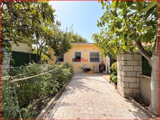 Xalet a Camarena. Chalet individual en venta en camarena