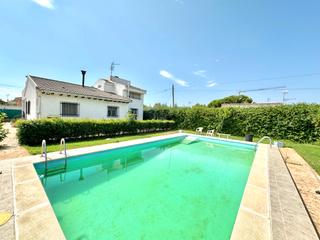 Chalet in Huecas