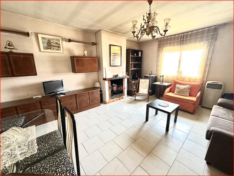 Foto cbe7a85d-87b8-4b0c-a47d-6f01c9a38983. Xalet amb aparcament a Arcicóllar