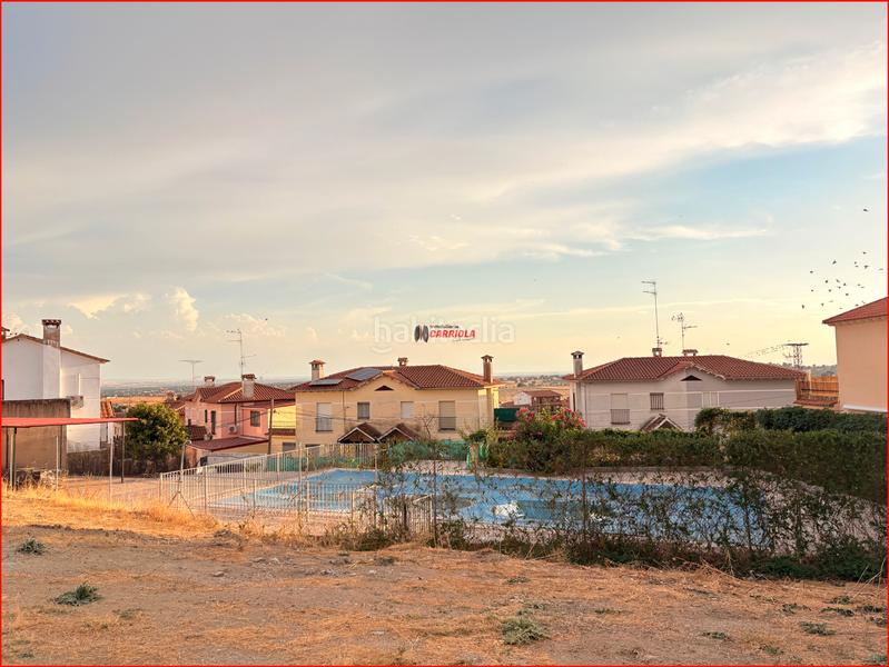 Foto 5fceb358-1e02-4a2f-b196-0af56223bc97. Casa adossada amb xemeneia calefacció aparcament piscina a Nombela