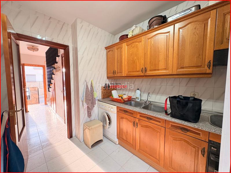 Foto 7c53e7b3-ae36-48ea-a56f-5063ead9de7a. Casa adossada amb xemeneia calefacció aparcament piscina a Nombela