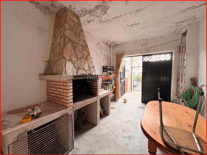 Foto fc898136-4bb1-4cd0-9111-122bf03dceb1. Casa adossada amb xemeneia calefacció aparcament piscina a Nombela