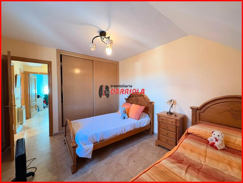 Foto 17bfe7ef-7d6a-4d46-8019-7a78c7310e0c. Casa aparellada amb calefacció a Santo Domingo - Caudilla