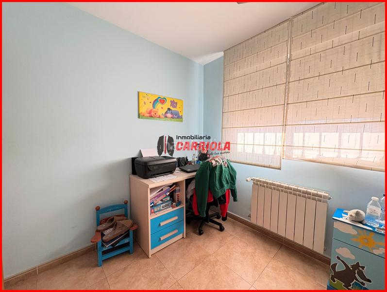 Foto 59d42ee6-8c9a-47d9-b5c6-383e3dc0780c. Casa aparellada amb calefacció a Santo Domingo - Caudilla