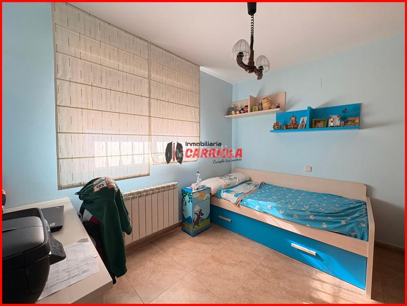 Foto c204e011-3021-4e70-b285-91d2af4b7d51. Casa aparellada amb calefacció a Santo Domingo - Caudilla