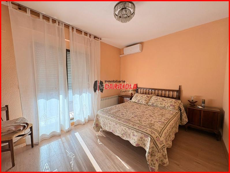 Foto 36f72b2a-3f00-4f86-bfae-7e31019e376a. Casa aparellada amb calefacció a Quismondo