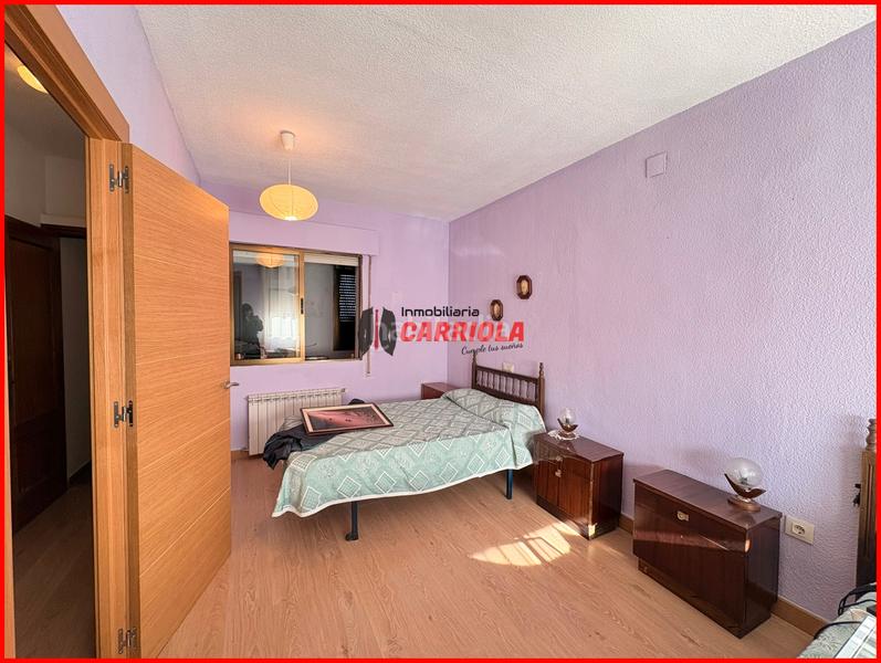 Foto 65d442c8-7f9d-42b8-a472-56fe259f1573. Casa aparellada amb calefacció a Quismondo