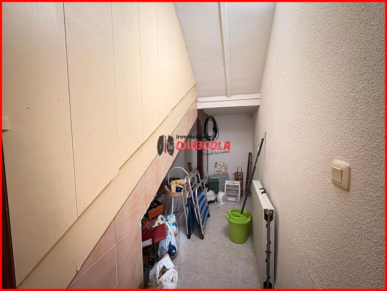 Foto 803d7d68-1b4e-47b3-add3-1d12db18f3b0. Casa aparellada amb calefacció a Quismondo