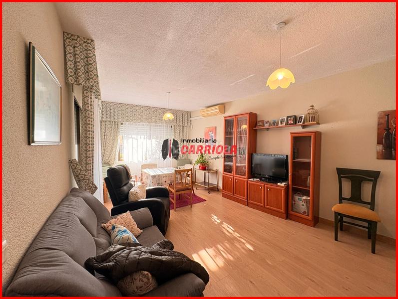 Foto e8037e0e-f697-43b6-89f5-64c064200f62. Casa aparellada amb calefacció a Quismondo