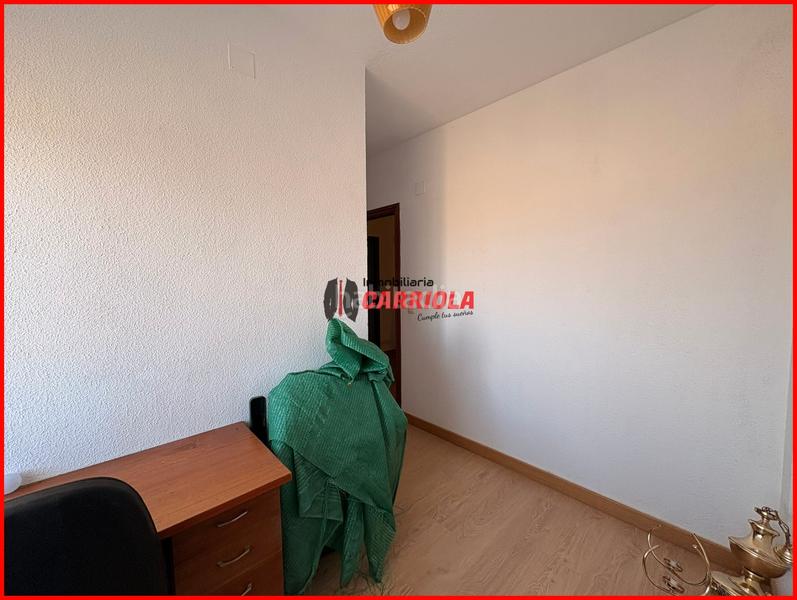 Foto ecc86daa-bfe7-458d-acfe-5fac3c260fb6. Casa aparellada amb calefacció a Quismondo