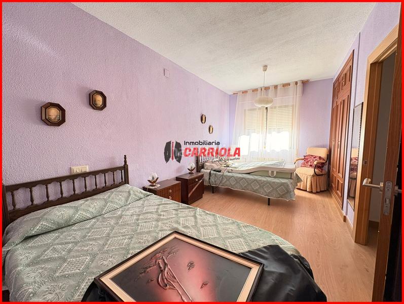 Foto ee83df12-1d0b-4fd8-9d12-3b3929b29c69. Casa aparellada amb calefacció a Quismondo