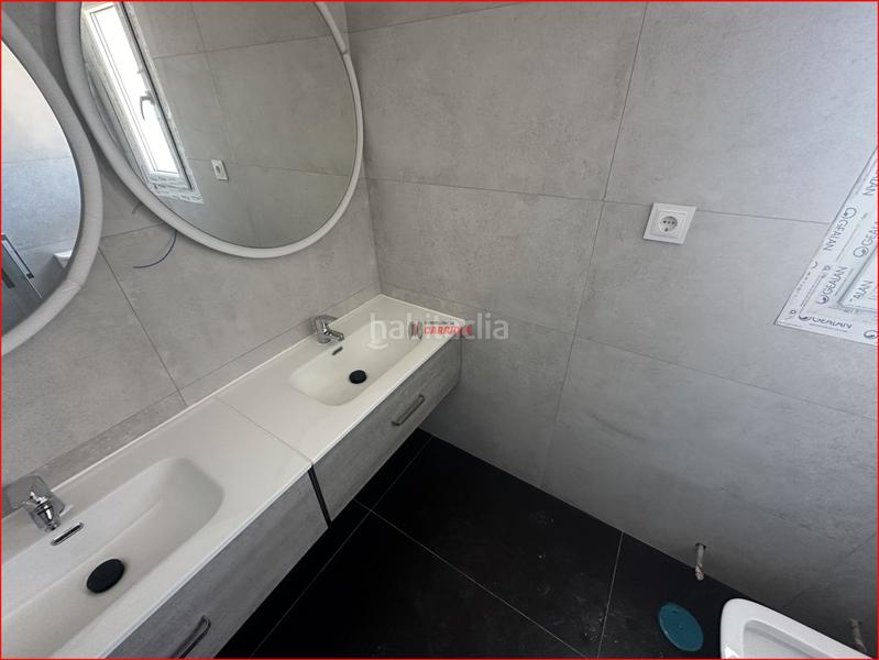 Foto 31487aae-4e1e-4909-a048-fcf274b2dbca. Casa adosada en calle padre marciano alba martínez 2 en Torre de Esteban Hambrán (La)