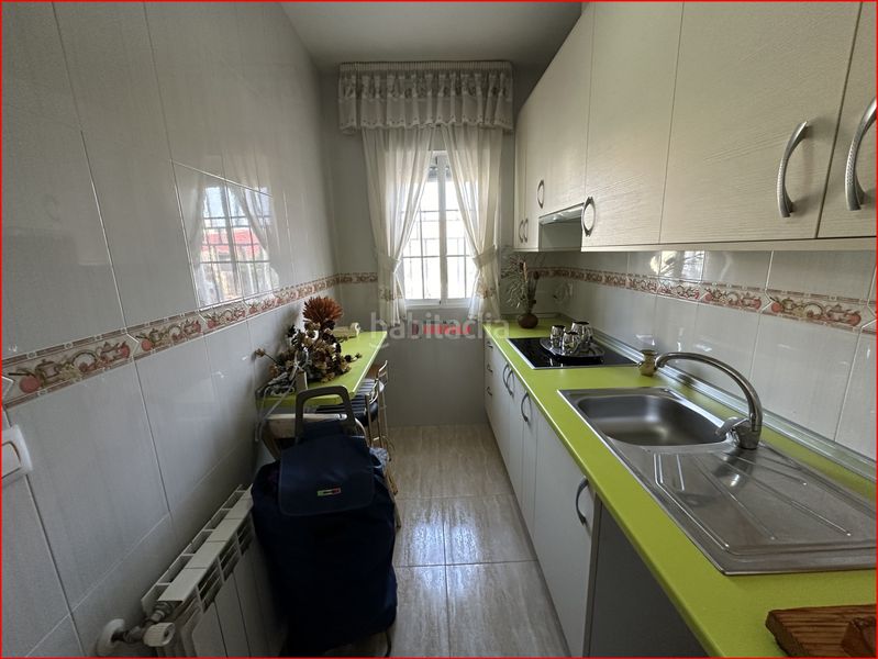 Foto b5a82606-3af5-4ecd-b81a-f90869dae4cb. Casa adosada en Casar de Escalona (El)