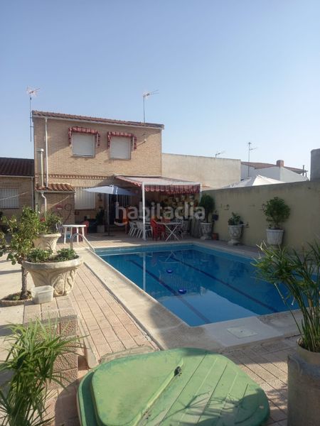 Foto bfc216da-fee6-44e7-9cd9-b5c85cf873c4. Casa adosada en Casar de Escalona (El)