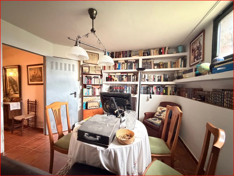 Foto 7bab79b2-ea63-4e76-aae2-f448b26d0cd5. Casa aparellada a Torre de Esteban Hambrán (La)