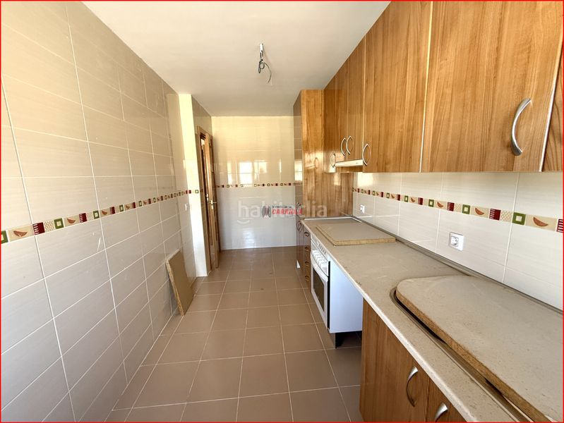 Foto 1b488917-4f66-4fff-a744-eecdee366545. Casa pareada inmobiliaria carriola vende y sin comisión de agencia al comprador, espectacular casa de obra nueva en el corazón del pueblo: el en Quismondo