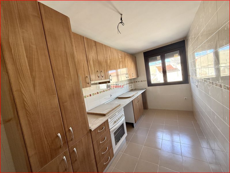 Foto 1ed98e64-88e3-4964-a412-7667f0f0ac9c. Casa pareada inmobiliaria carriola vende y sin comisión de agencia al comprador, espectacular casa de obra nueva en el corazón del pueblo: el en Quismondo
