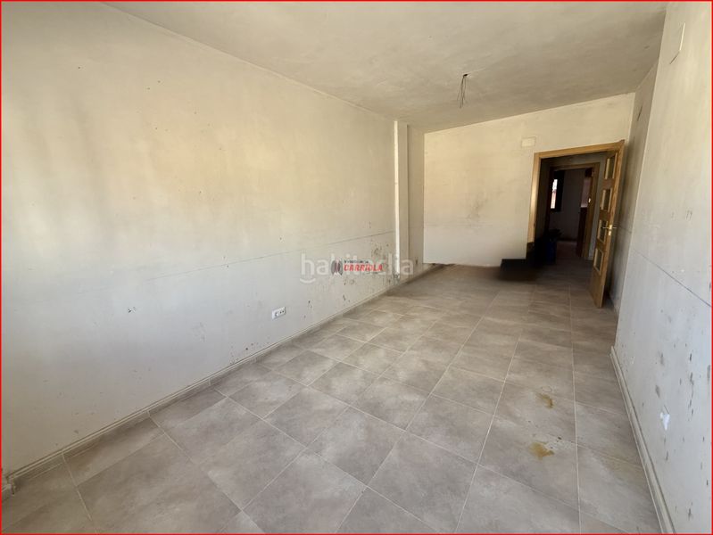 Foto 27179be0-5d19-4f1e-b77e-3186129397f6. Casa pareada inmobiliaria carriola vende y sin comisión de agencia al comprador, espectacular casa de obra nueva en el corazón del pueblo: el en Quismondo