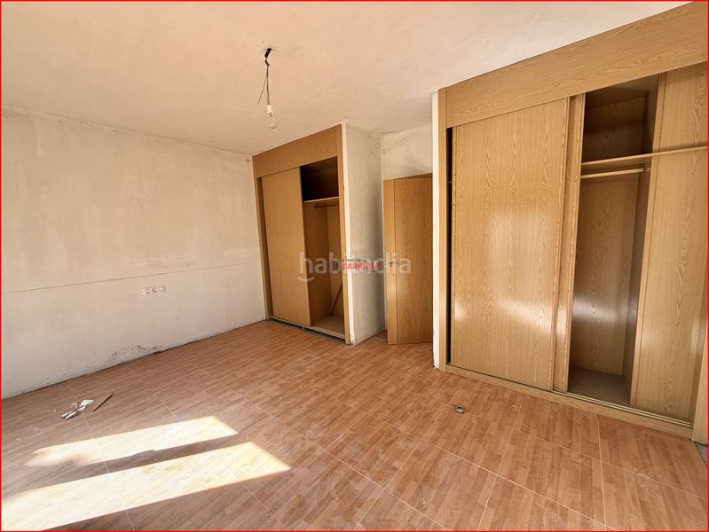 Foto b54665d9-715a-49ef-8568-a96bc288e34d. Casa pareada inmobiliaria carriola vende y sin comisión de agencia al comprador, espectacular casa de obra nueva en el corazón del pueblo: el en Quismondo