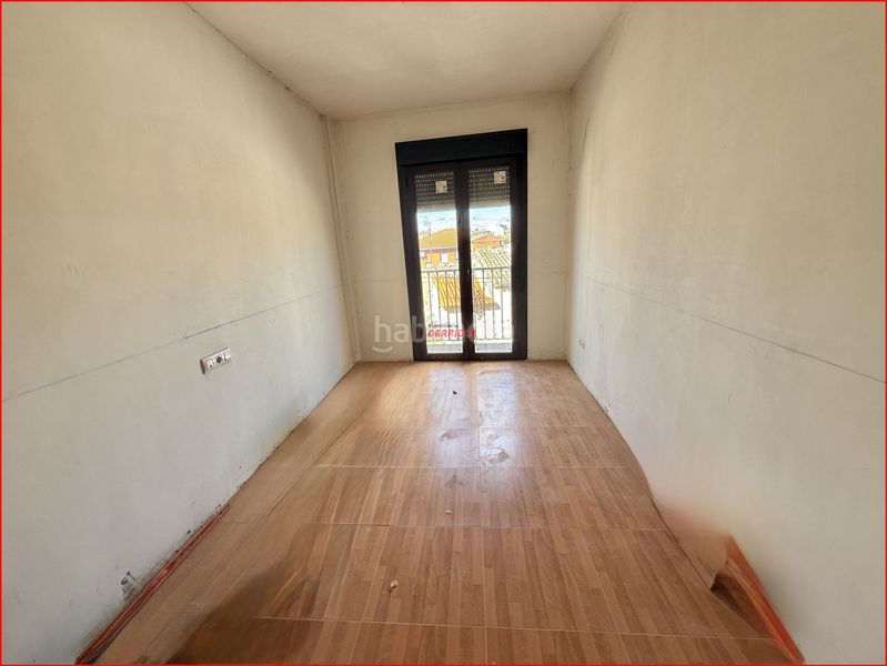 Foto dad94e54-d7c7-4dcf-8ca1-191f242ba5a7. Casa pareada inmobiliaria carriola vende y sin comisión de agencia al comprador, espectacular casa de obra nueva en el corazón del pueblo: el en Quismondo