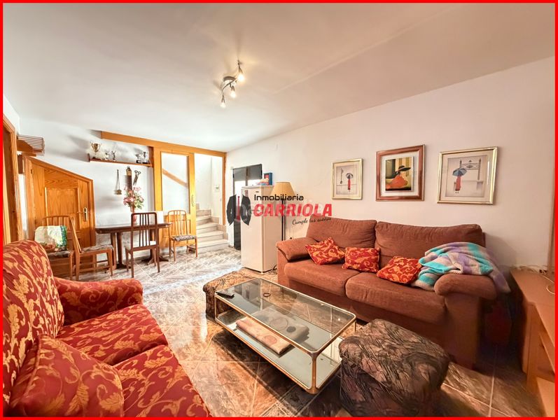 Foto d3e2d2dc-627f-46df-a8bf-96f56f12dc76. Casa adossada a Quismondo